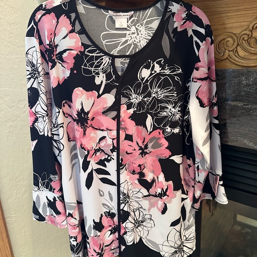 Allison Daley Floral Blouse - Black, Pink, and White